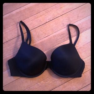 PINK Wear everywhere t-shirt bra